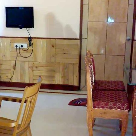 Hotel Dream Land Phulabāni Extérieur photo